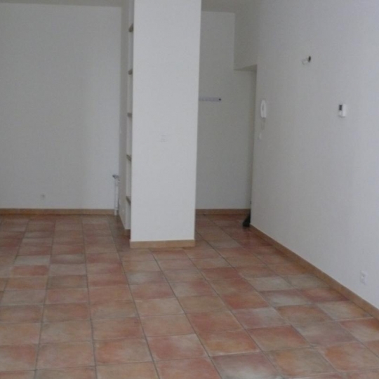  CABINET L'ANTENNE : Appartement | NIMES (30900) | 40 m2 | 460 € 