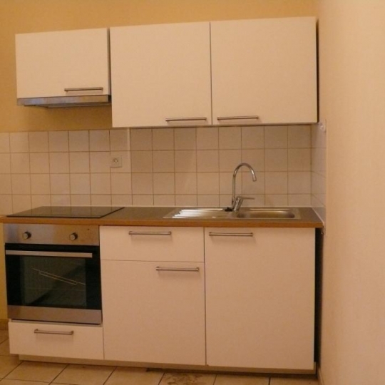  CABINET L'ANTENNE : Appartement | NIMES (30900) | 41 m2 | 340 € 