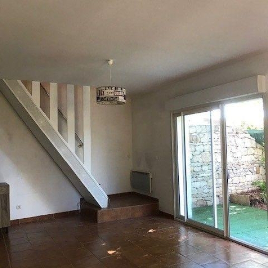  CABINET L'ANTENNE : House | NIMES (30000) | 58 m2 | 720 € 