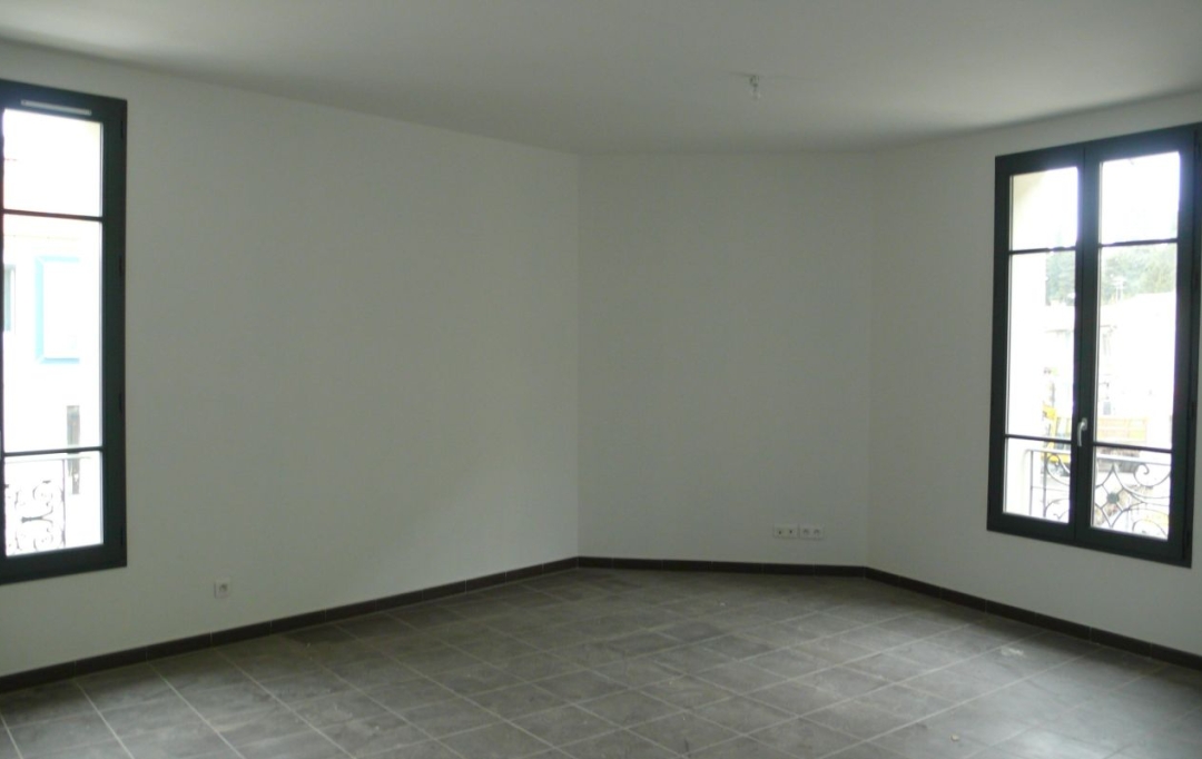 CABINET L'ANTENNE : Appartement | NIMES (30900) | 59 m2 | 596 € 