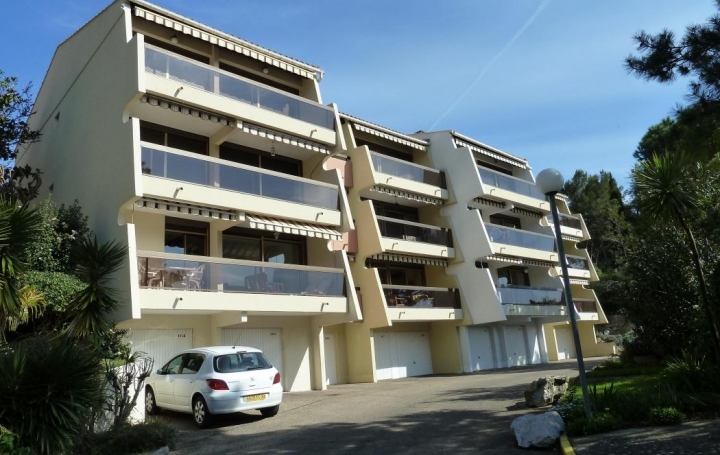 CABINET L'ANTENNE : Appartement | NIMES (30900) | 68 m2 | 850 € 