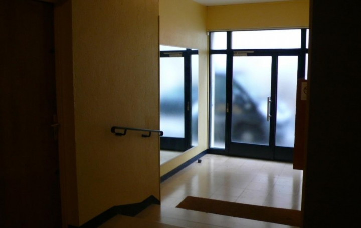 CABINET L'ANTENNE : Appartement | NIMES (30000) | 58 m2 | 69 500 € 