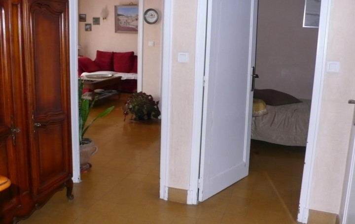 CABINET L'ANTENNE : Appartement | NIMES (30000) | 69 m2 | 110 000 € 
