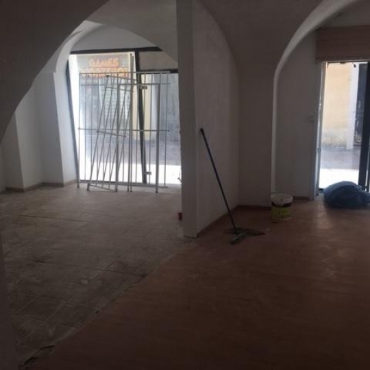  CABINET L'ANTENNE : Office | NIMES (30000) | 65 m2 | 665 € 