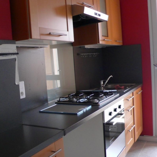  CABINET L'ANTENNE : Apartment | NIMES (30900) | 70 m2 | 662 € 