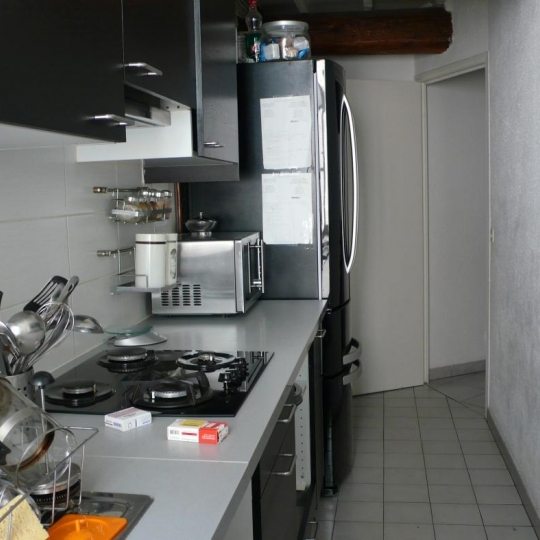  CABINET L'ANTENNE : Appartement | NIMES (30900) | 100 m2 | 700 € 