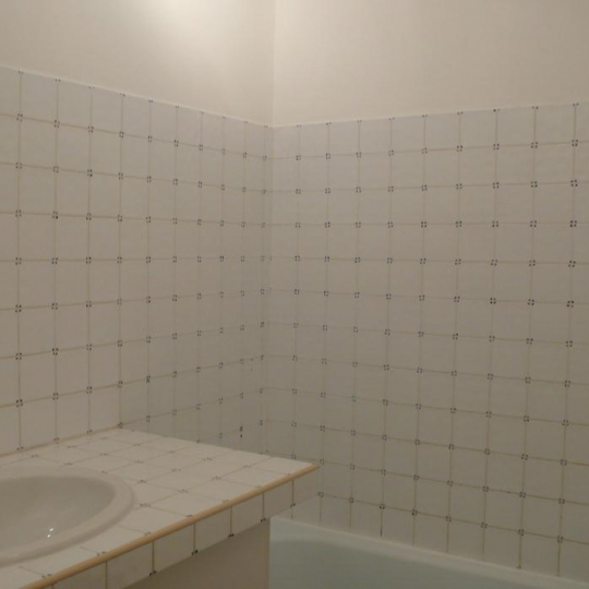  CABINET L'ANTENNE : Appartement | NIMES (30000) | 59 m2 | 640 € 