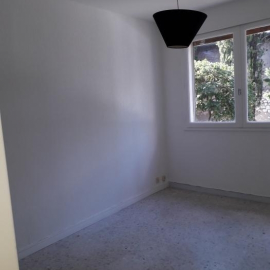  CABINET L'ANTENNE : Appartement | NIMES (30900) | 62 m2 | 750 € 
