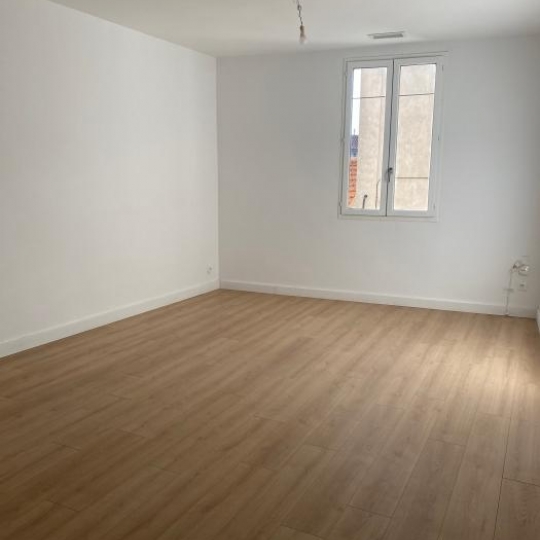  CABINET L'ANTENNE : Appartement | NIMES (30900) | 47 m2 | 550 € 