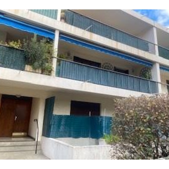  CABINET L'ANTENNE : Appartement | NIMES (30000) | 56 m2 | 600 € 