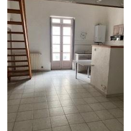  CABINET L'ANTENNE : Appartement | NIMES (30900) | 70 m2 | 720 € 