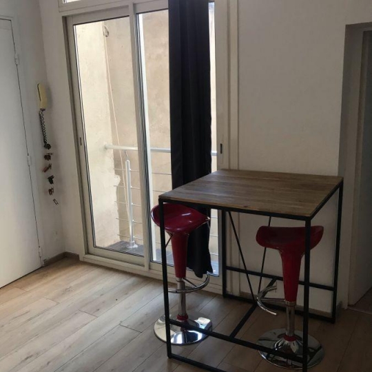  CABINET L'ANTENNE : Appartement | NIMES (30900) | 32 m2 | 460 € 