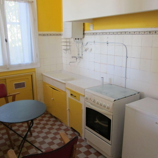  CABINET L'ANTENNE : Appartement | NIMES (30900) | 72 m2 | 640 € 