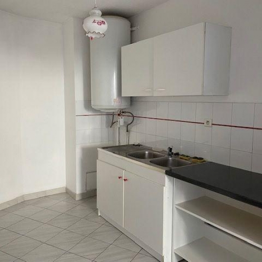  CABINET L'ANTENNE : Appartement | NIMES (30900) | 48 m2 | 620 € 