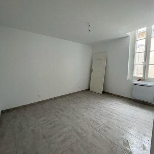  CABINET L'ANTENNE : Appartement | NIMES (30900) | 61 m2 | 595 € 