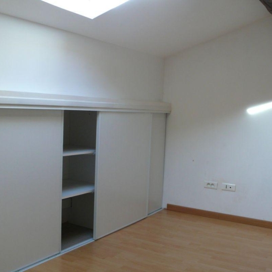  CABINET L'ANTENNE : Appartement | NIMES (30900) | 45 m2 | 532 € 