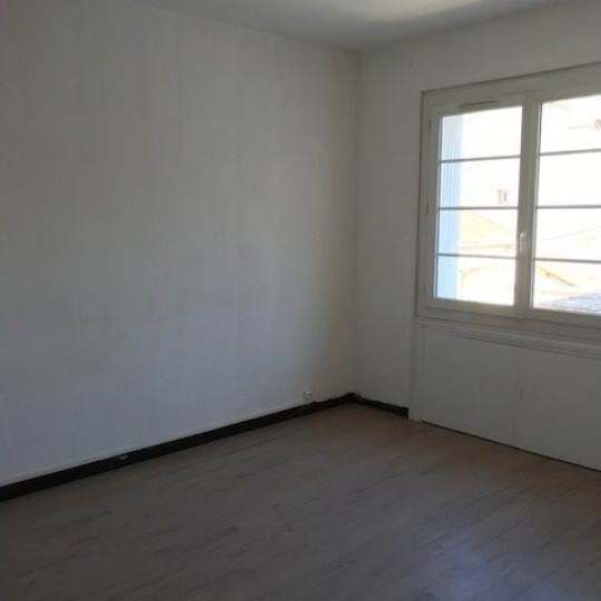  CABINET L'ANTENNE : Appartement | NIMES (30000) | 57 m2 | 576 € 
