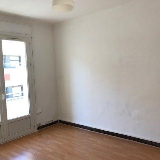  CABINET L'ANTENNE : Apartment | NIMES (30000) | 57 m2 | 607 € 