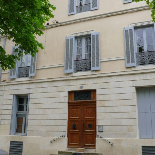  CABINET L'ANTENNE : Appartement | NIMES (30900) | 35 m2 | 475 € 