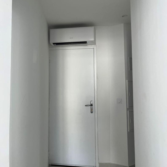 CABINET L'ANTENNE : Apartment | NIMES (30000) | 34.00m2 | 569 € 