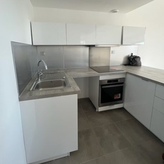  CABINET L'ANTENNE : Maison / Villa | NIMES (30900) | 63 m2 | 895 € 