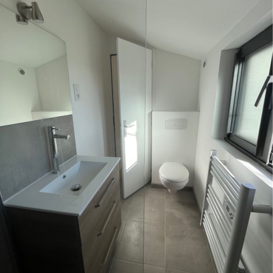  CABINET L'ANTENNE : Maison / Villa | NIMES (30900) | 63 m2 | 895 € 