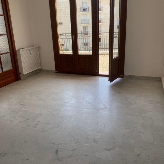  CABINET L'ANTENNE : Appartement | NIMES (30900) | 43 m2 | 630 € 