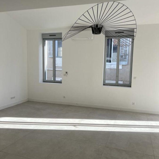  CABINET L'ANTENNE : Maison / Villa | NIMES (30900) | 83 m2 | 1 200 € 