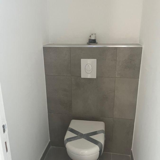  CABINET L'ANTENNE : Appartement | NIMES (30900) | 93 m2 | 1 135 € 