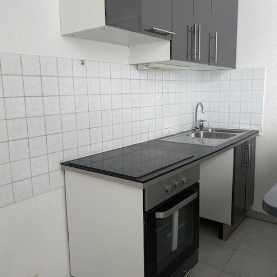  CABINET L'ANTENNE : Appartement | NIMES (30900) | 56 m2 | 550 € 