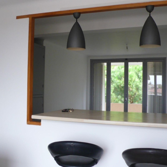  CABINET L'ANTENNE : Appartement | NIMES (30900) | 53 m2 | 617 € 