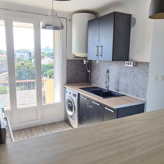  CABINET L'ANTENNE : Appartement | NIMES (30900) | 53 m2 | 617 € 