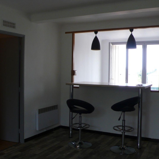  CABINET L'ANTENNE : Appartement | NIMES (30900) | 53 m2 | 617 € 