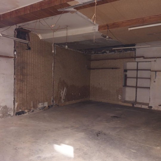  CABINET L'ANTENNE : Office | NIMES (30900) | 20 m2 | 220 € 