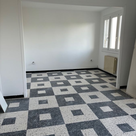  CABINET L'ANTENNE : Appartement | NIMES (30900) | 67 m2 | 696 € 