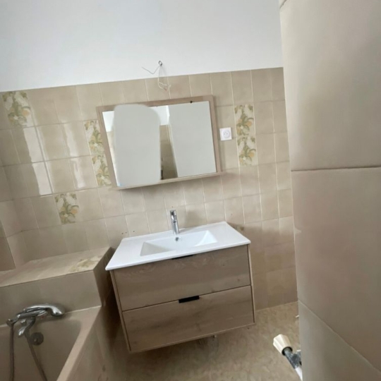  CABINET L'ANTENNE : Appartement | NIMES (30900) | 67 m2 | 696 € 