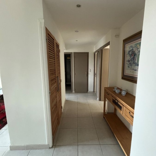  CABINET L'ANTENNE : Apartment | NIMES (30900) | 64 m2 | 1 080 € 