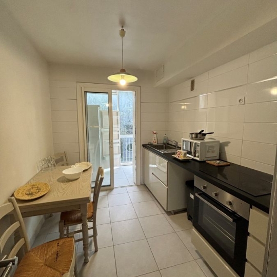  CABINET L'ANTENNE : Apartment | NIMES (30900) | 64 m2 | 1 080 € 