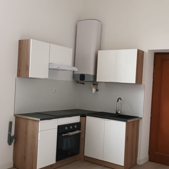  CABINET L'ANTENNE : Apartment | NIMES (30900) | 71 m2 | 920 € 