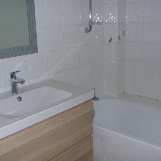  CABINET L'ANTENNE : Apartment | NIMES (30900) | 85 m2 | 610 € 