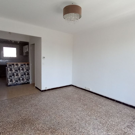  CABINET L'ANTENNE : Appartement | NIMES (30900) | 67 m2 | 642 € 