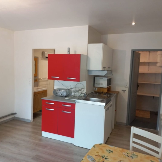  CABINET L'ANTENNE : Apartment | NIMES (30900) | 25 m2 | 416 € 