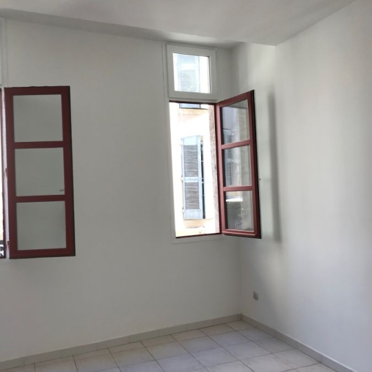  CABINET L'ANTENNE : Apartment | NIMES (30900) | 40 m2 | 413 € 