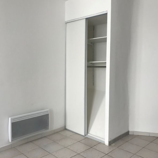  CABINET L'ANTENNE : Apartment | NIMES (30900) | 40 m2 | 413 € 