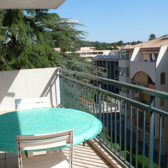  CABINET L'ANTENNE : Apartment | NIMES (30900) | 53 m2 | 646 € 