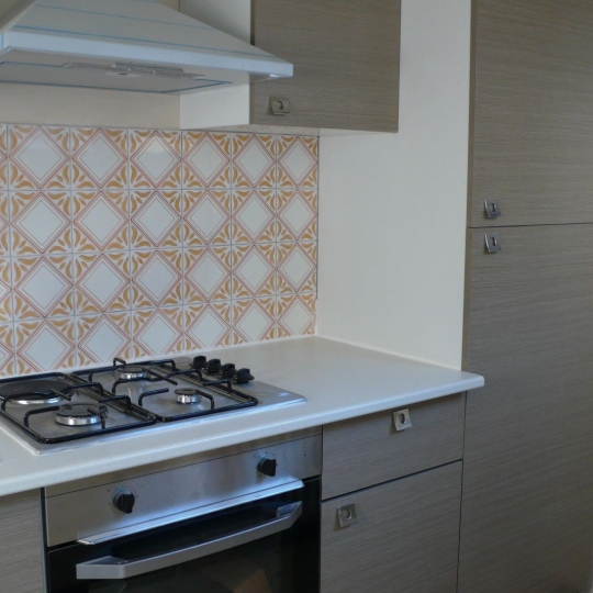  CABINET L'ANTENNE : Apartment | NIMES (30900) | 39 m2 | 510 € 