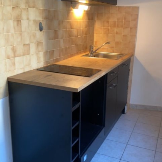  CABINET L'ANTENNE : Appartement | NIMES (30900) | 29 m2 | 431 € 