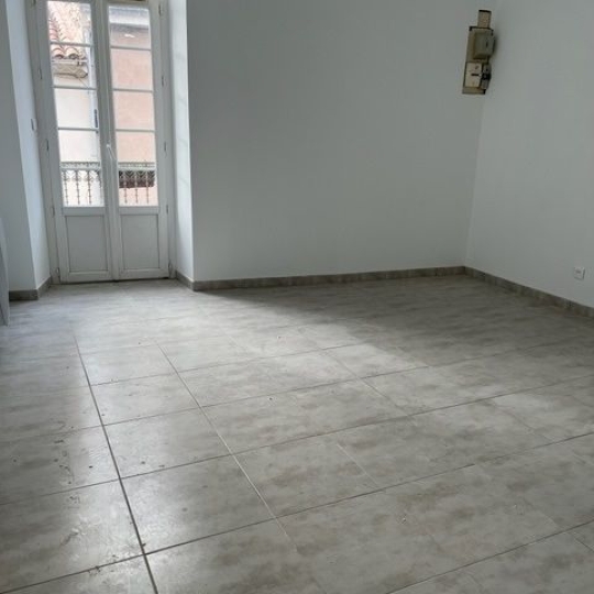  CABINET L'ANTENNE : Appartement | NIMES (30900) | 61 m2 | 637 € 