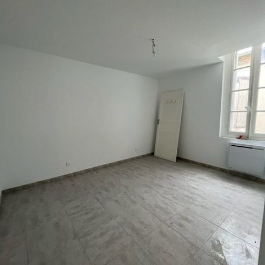  CABINET L'ANTENNE : Appartement | NIMES (30900) | 61 m2 | 637 € 