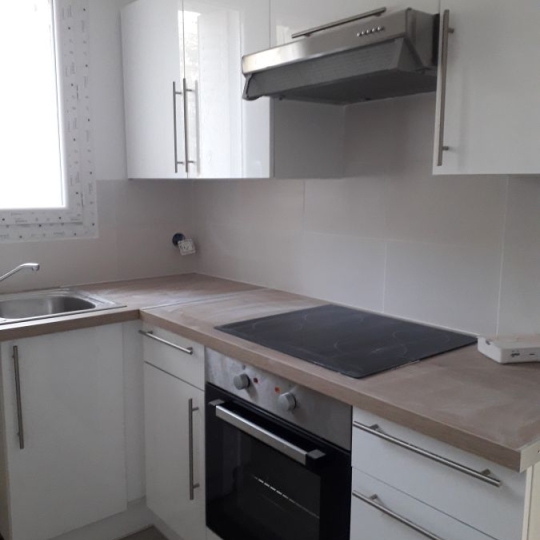 CABINET L'ANTENNE : Appartement | NIMES (30900) | 62.64m2 | 685 € 